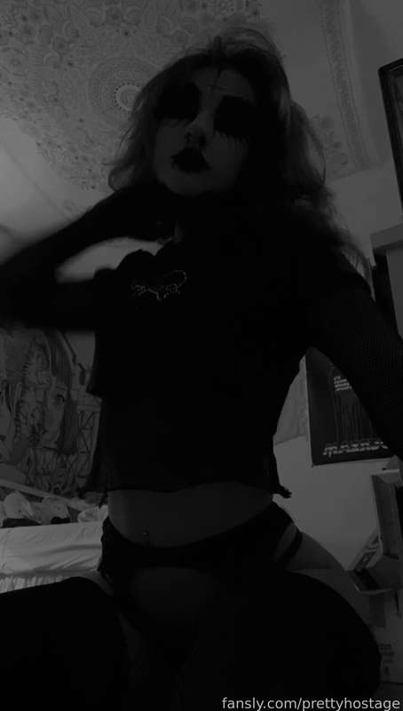 Prettyhostage - Fansly - 10 Jul, 2023 10