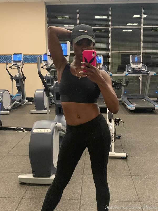 I think I deserve a sweet treat after my workout 🍦🍪 🍫You giv..
