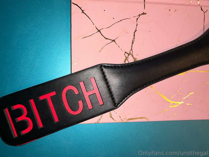 Hey sexy!! Here’s my new sex toy haul 😈  Don’t forget to che.. 4