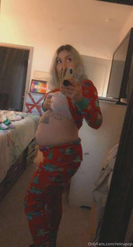 Christmas squish/stuffing and belly hang!! Does anyone have .. 4