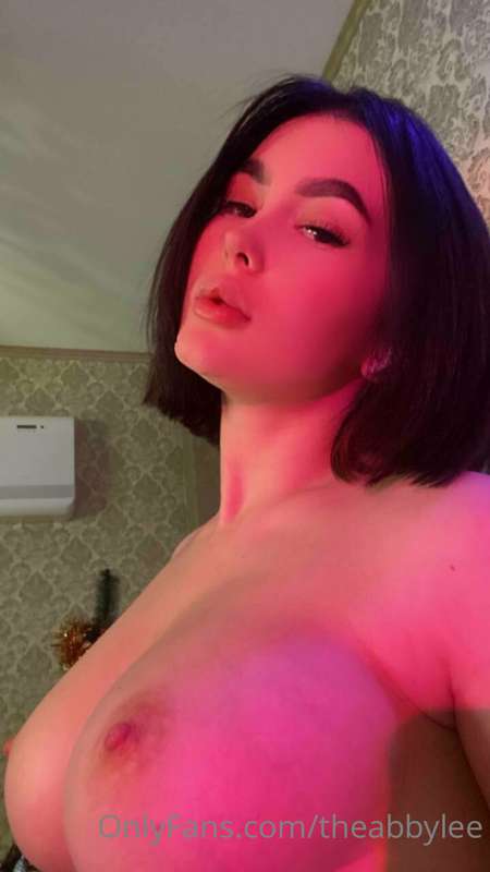 When you say send nudes😗