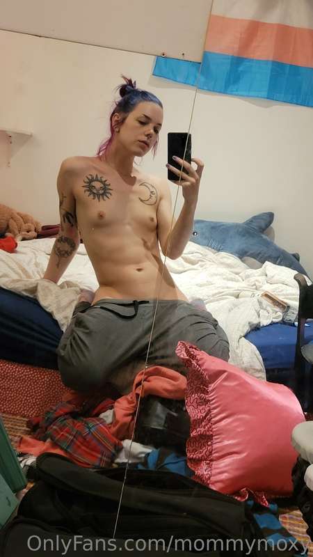 Mommymoxy - Onlyfans - 24 Apr, 2023 4