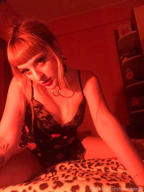Buona seraaaa 
oggi redposting ❤️👹💋🌹🍷🌶
E per chi ieri mi ha .. 6