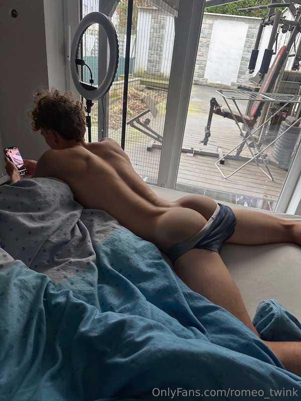 Use me daddy 🥵