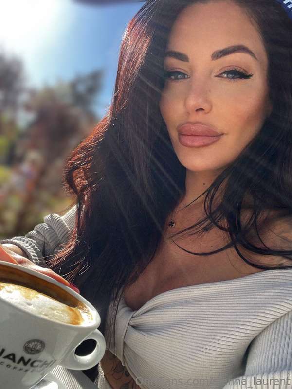 It’s a sunny and very warm day today ☀️😍I decided to take a ..