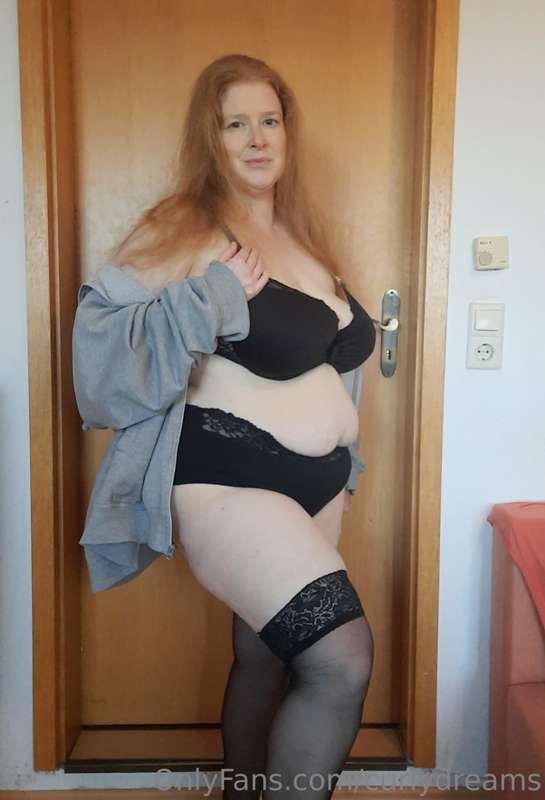 Was ich wohl drunter anhabe ? 😘🥵 9