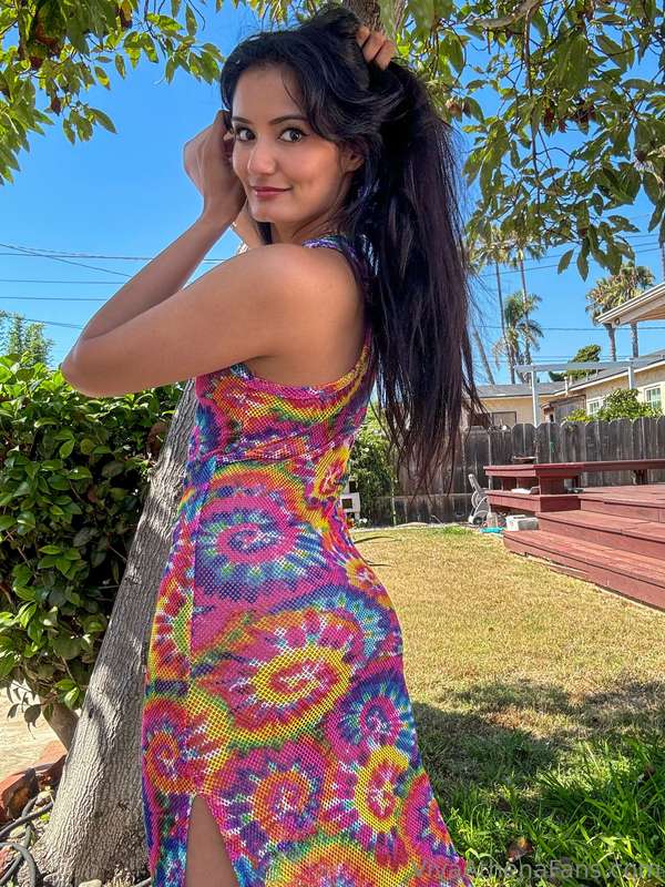want to get bent over by this tree🙈🩷