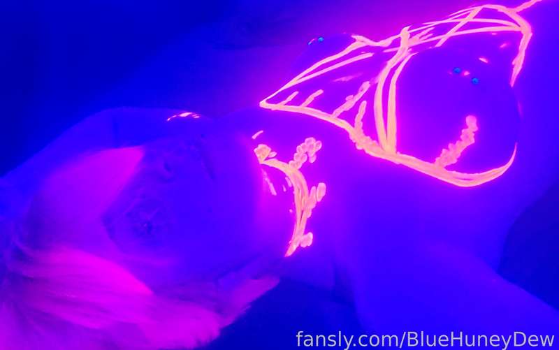 Bluehuneydew - Fansly - 22 Jan, 2023 1