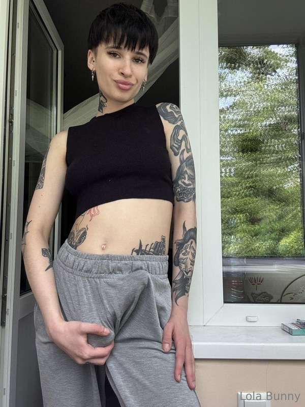 🐰 ***MISTRESS IS LOOKING FOR AN OBEDIENT BOY*** 🤫 @koly_moly..