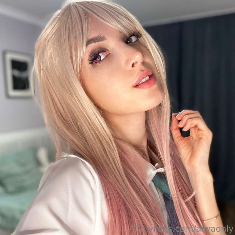 Blonde 😳