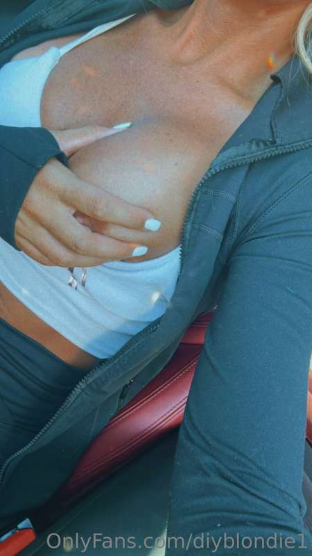 I love to squeeze my own titties!