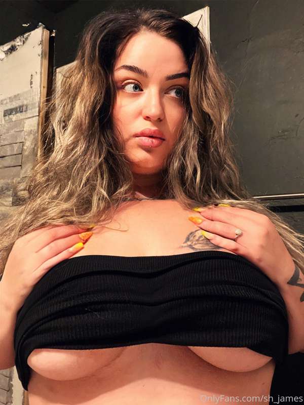 Cum see this cum off 😉 @dommemarcillia