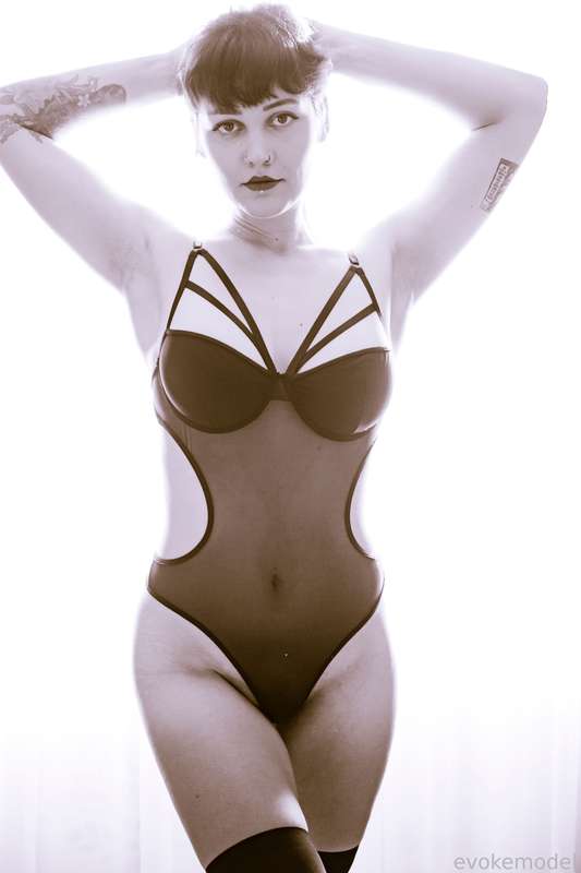 Evokemodel - Fansly - 06 Jun, 2024