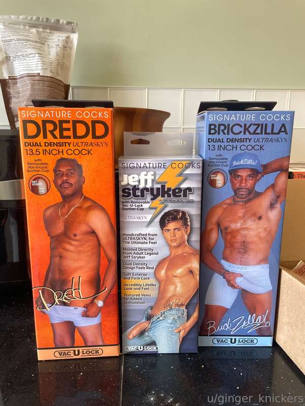 My parcels arrived and the packaging is giving me good chuck..