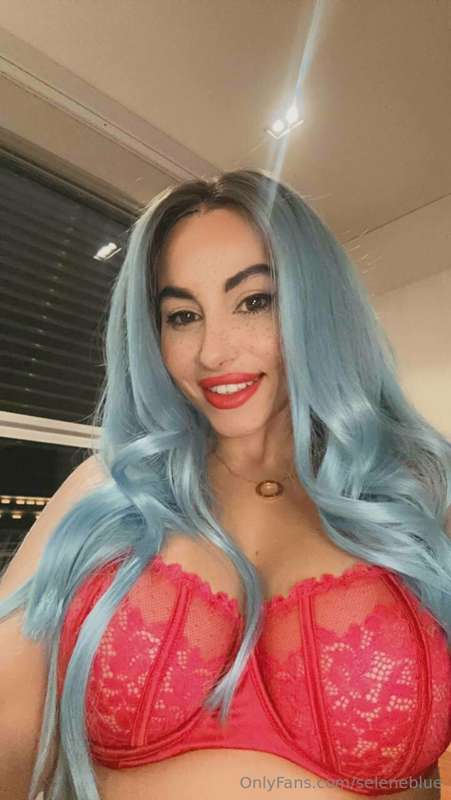 DM me so I know you're getting my messages 💋💙