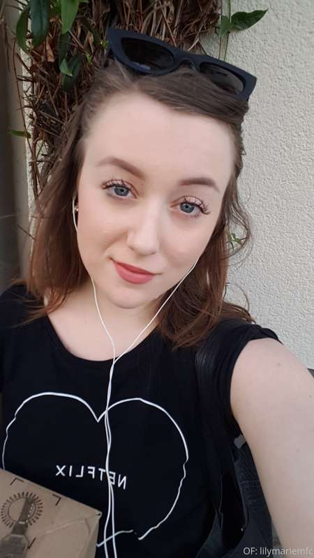 Have I mentioned that I miss my lash extensions like crazy? .. 6
