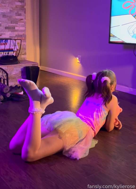 Kylierose - Fansly - 11 Dec, 2023 1