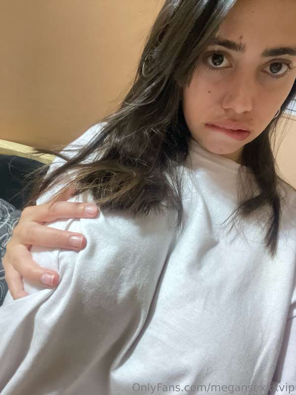 Megansexxxvip - Onlyfans - 10 Dec, 2024 2
