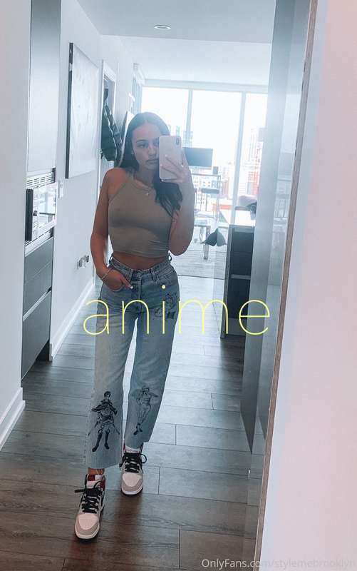 ANIME JEANS 🌩🌩 Hey babes!! so I just got these jeans in the ..