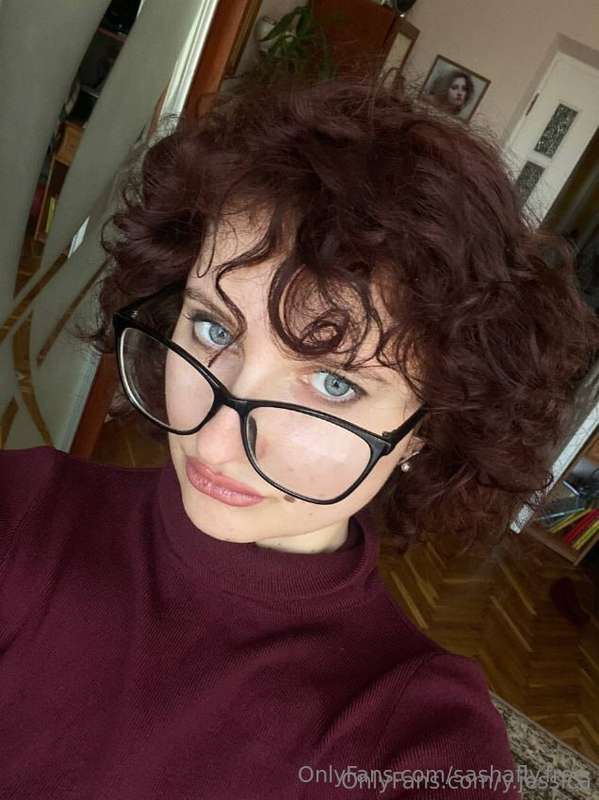 🔥 HOT FREE OFFER 🔥Miss originality @y.jessica 🍓 looking for ..
