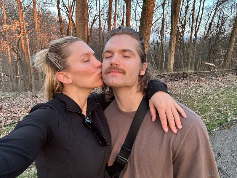 Hello lovers! Life has been super busy lately (we both work .. 1