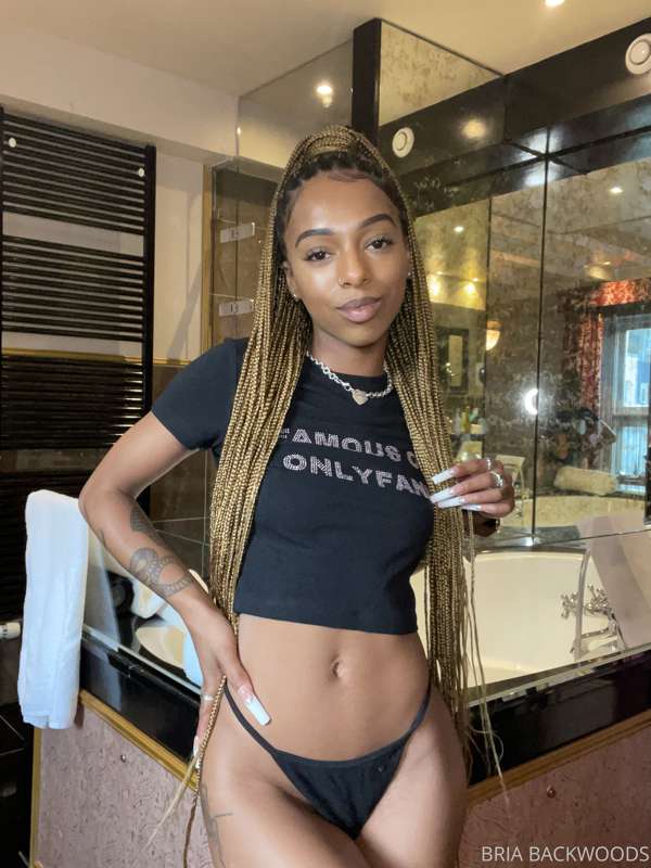 Famous on onlyfans 😋