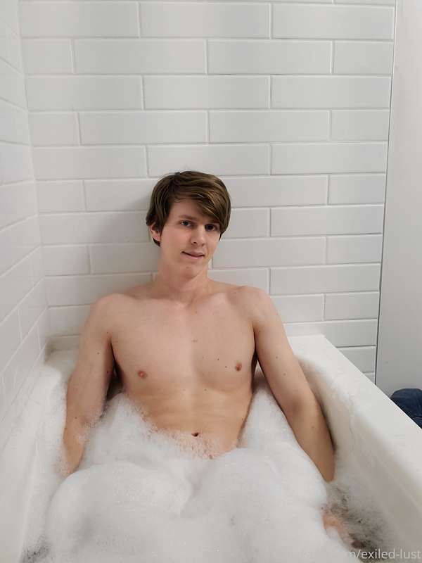 I'd love for you to come get wet with me. 2