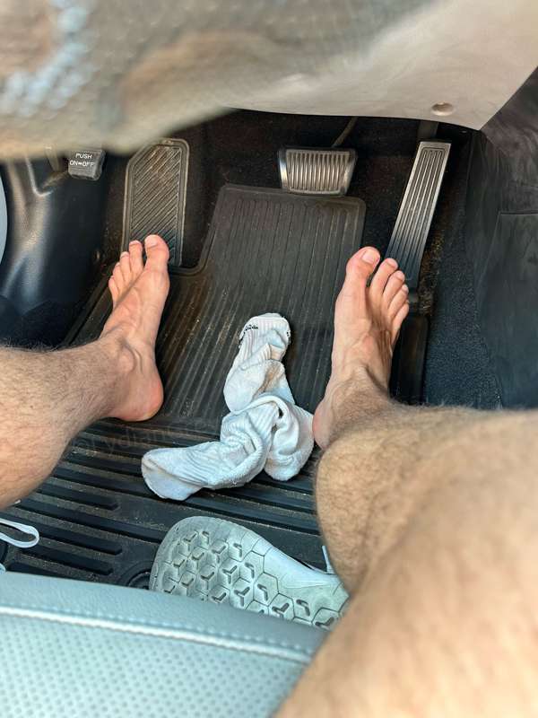 🦶🏻🏎️ 
…swipe for the video 1