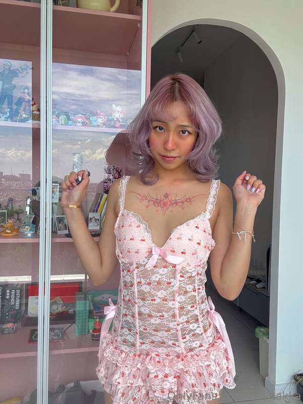 I got this cute lingerie as a gift from a guy but the boob p..