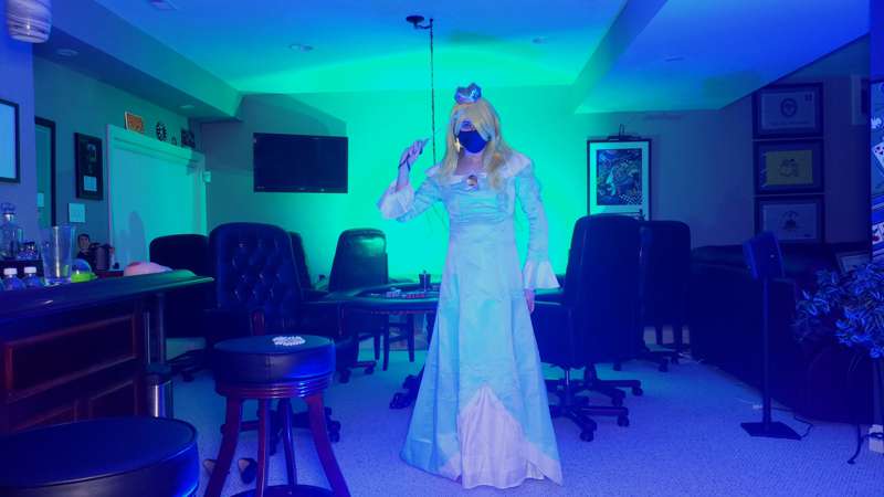 (Rosalina, July 2021, Part 3)

Sad news though ;-; the dress.. 10