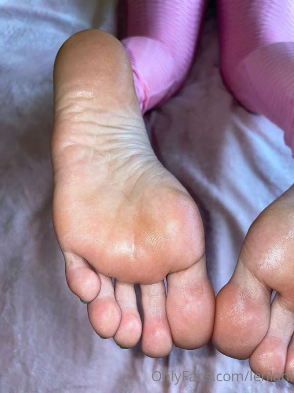 Hella sole pics 😋 22
