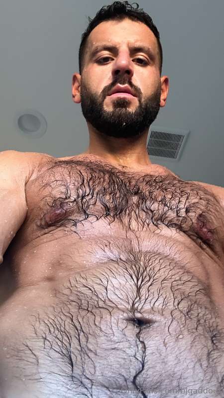 Fresh out the shower. Wanna see the softie I'm looking down ..