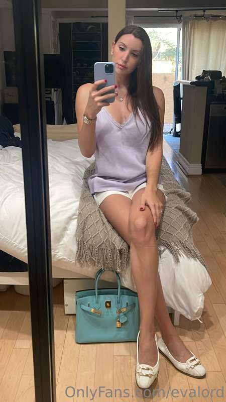 I have a new sex video dropping tomorrow night where I top a..
