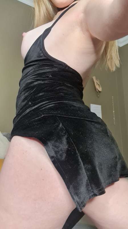 Good moaning guys❤️ Will be in my dms later💋💋 3