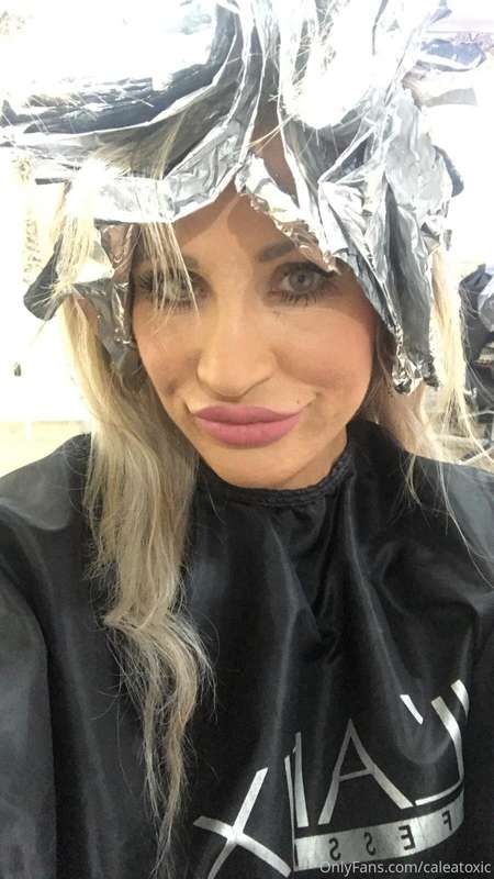 At the hairdresser's :)