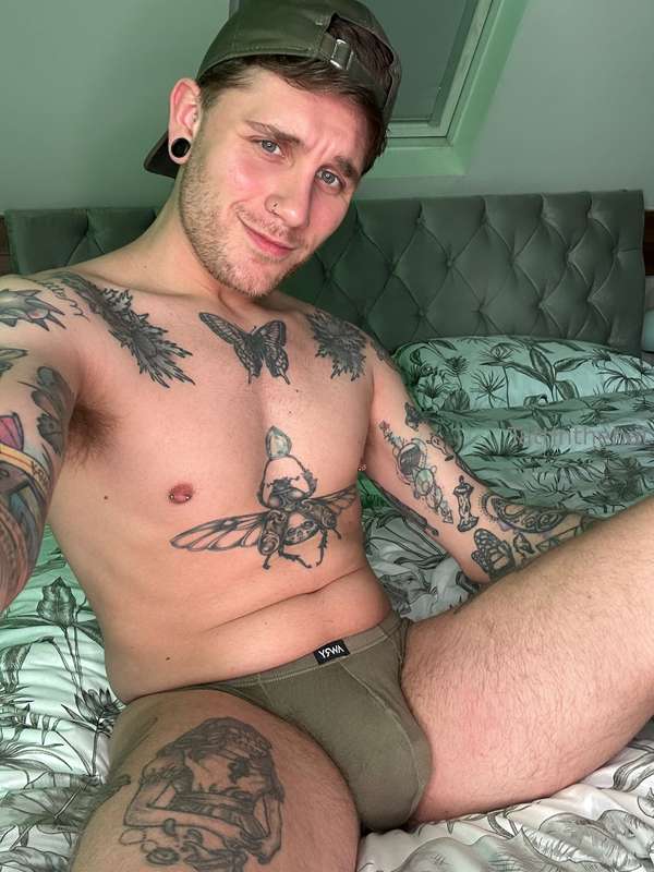 Make sure you look all the way to the end ⏭️👀 love this unde.. 4