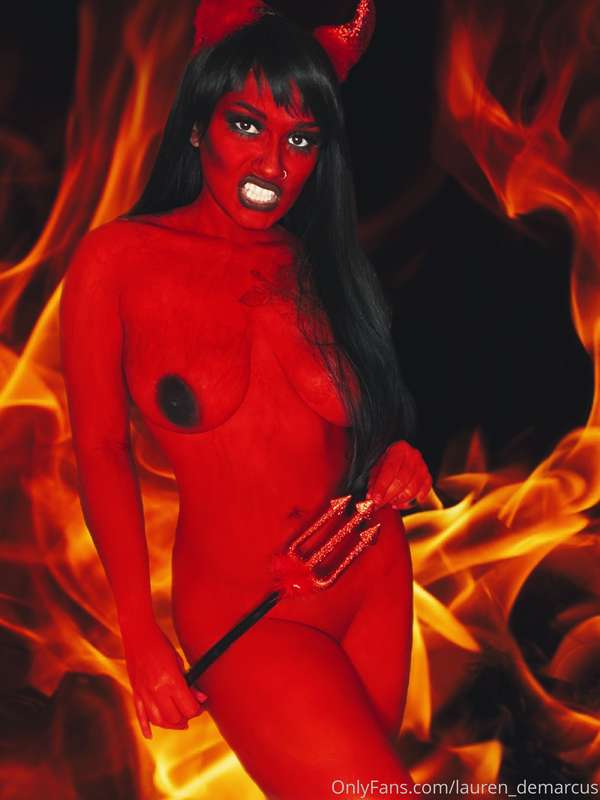 my final halloween costume 😈 5
