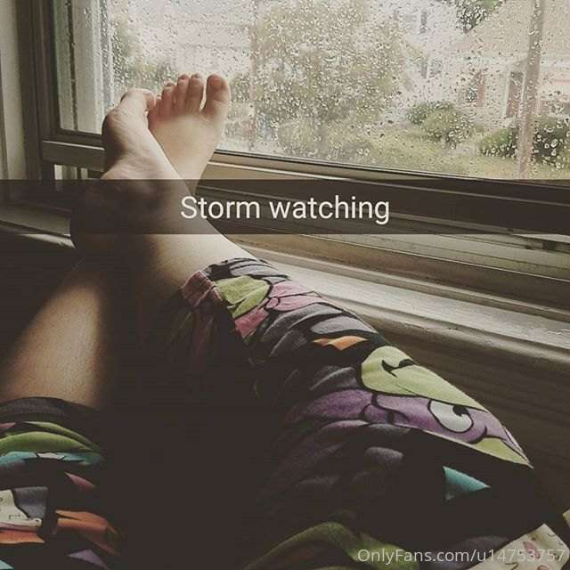 Toes AND Ninja Turtles?! Yas!