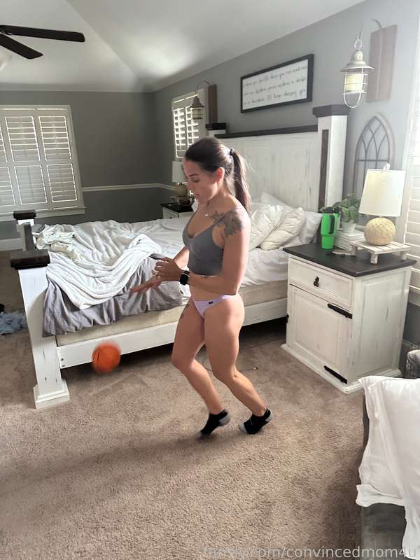 Convincedmom4U - Fansly - 12 Sep, 2024