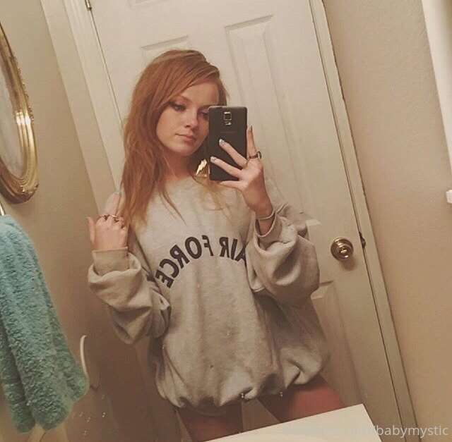 I told you guys I’m just a normal girl, living in this shitt..