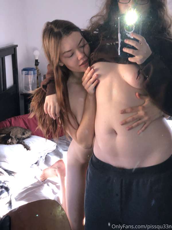 was busy worshipping my gf’s body & she started worshipping ..