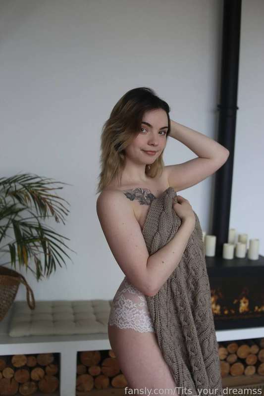 Tits_Your_Dreamss - Fansly - 10 Sep, 2022