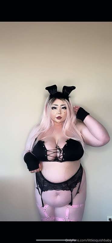 i’m sending out an old clothes try-on PPV tonight, it’s VERY.. 3