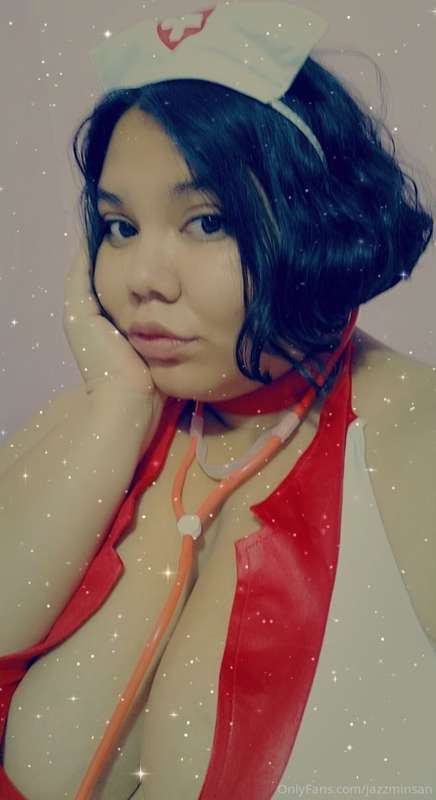 Les gustaría de nuevo mi cosplay de enfermera 3