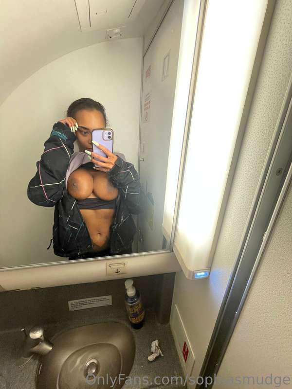 Wanna join the mile high club with me? 😝✈️