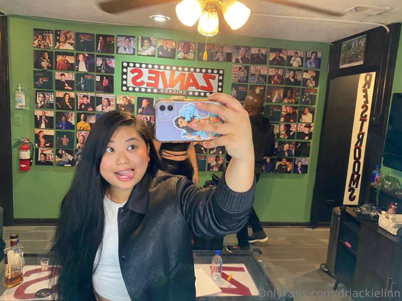 Green room vibes from the show I did at Zanies last Monday n..