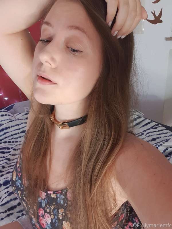 Getting on cam ❤️ I'll be on for a while! I'm wearing very c..