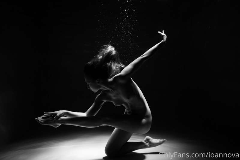 underwater ballet