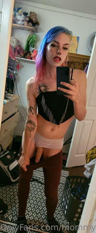 Do these pants make my dick look fat? 🧐 1