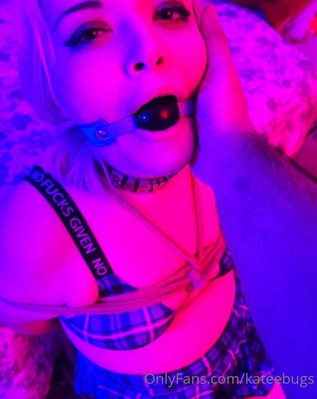 trying to get streaming priviledges. would you watch? 😈